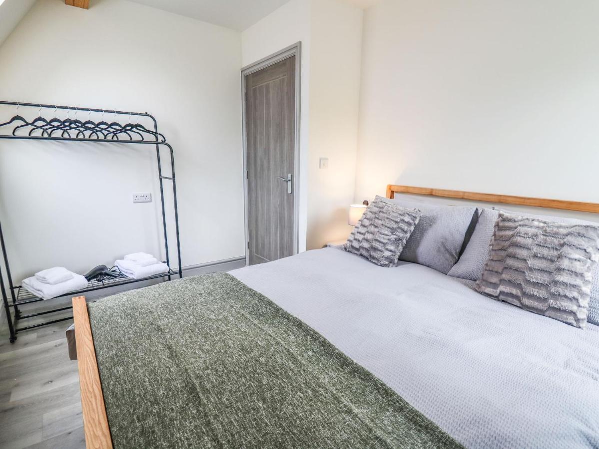 Hill Radnor - The Sheepfold Villa Llandrindod Wells Buitenkant foto