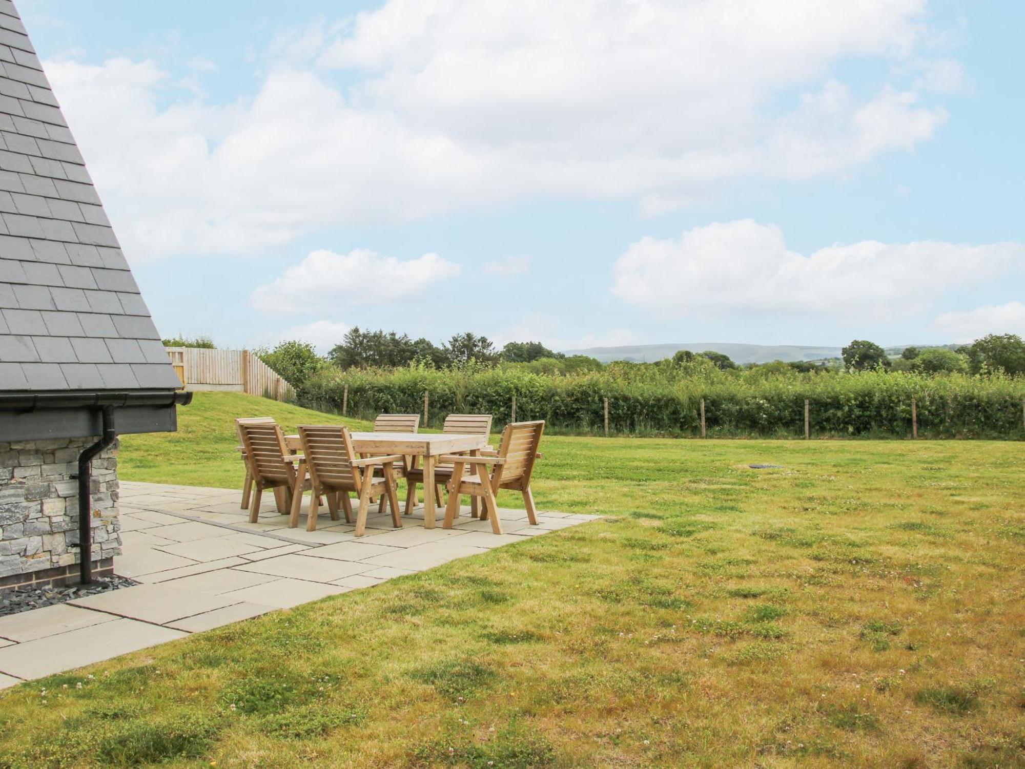 Hill Radnor - The Sheepfold Villa Llandrindod Wells Buitenkant foto